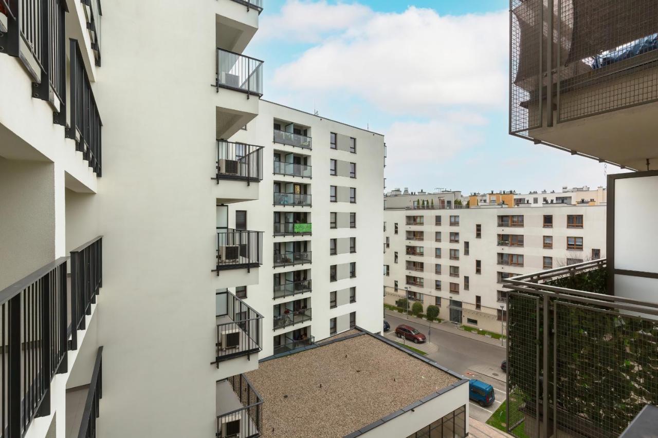 Wolska Residence Apartments With Parking By Noclegi Renters Varşovia Exterior foto